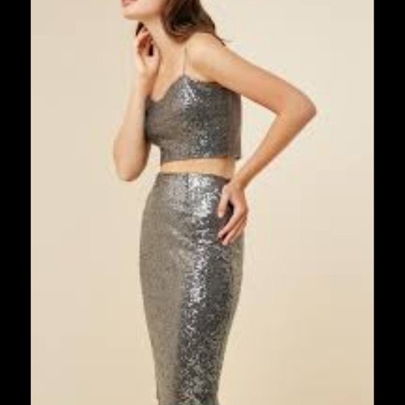 Hayden Los Angeles Ball Drop Sequined Pencil Skirt - Picture 8 of 8